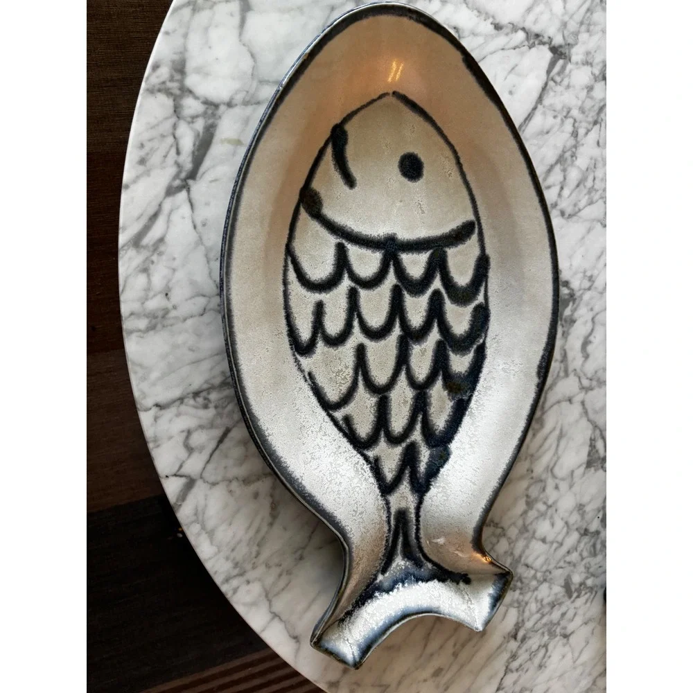 Stone Soldier Pottery Fish Platter 16.5